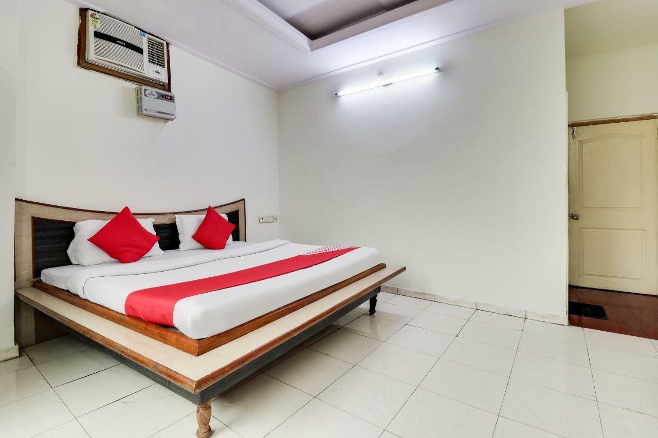 Oyo 45398 Kunal Hotel Etāwah Dış mekan fotoğraf