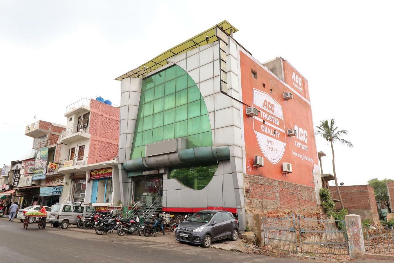 Oyo 45398 Kunal Hotel Etāwah Dış mekan fotoğraf